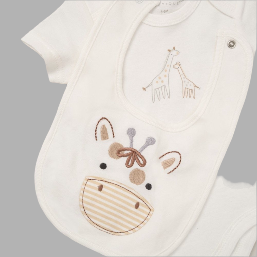 Cream Giraffe Five Piece Gift Set - Little Moo Baby