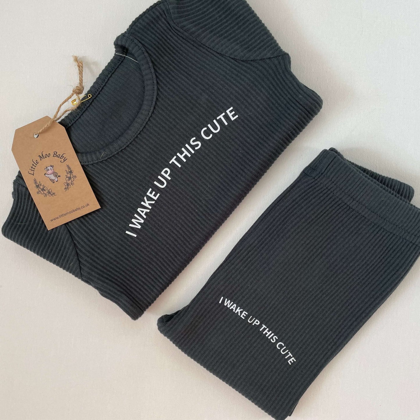 Loungewear “I Wale Up This Cute” Pine - Little Moo Baby